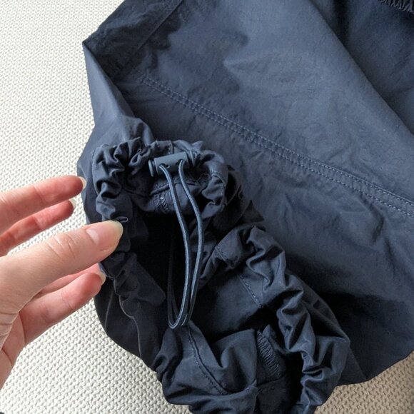 NWT Uniqlo JWAnderson Navy Cargo pants, Size L - Picture 8 of 10